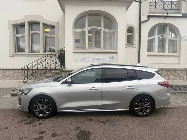 FORD Focus Station Wagon 1.0i EcoB Hybrid 155 ST-Line X