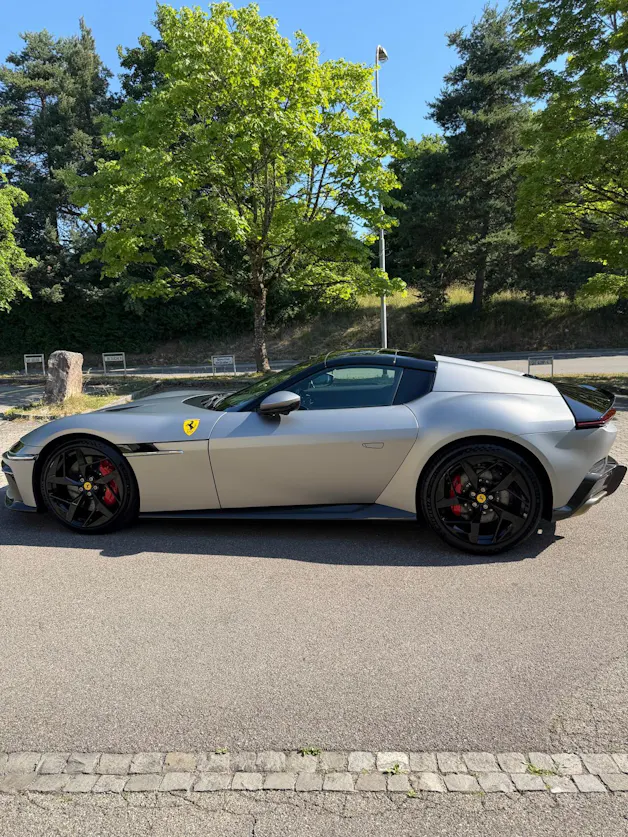 FERRARI 12 Cilindri Spider