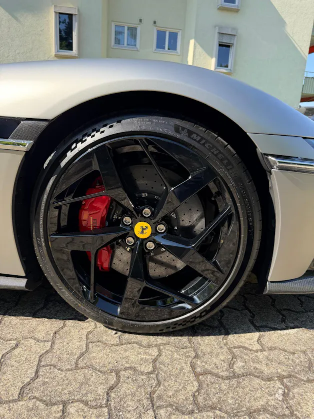 FERRARI 12 Cilindri Spider