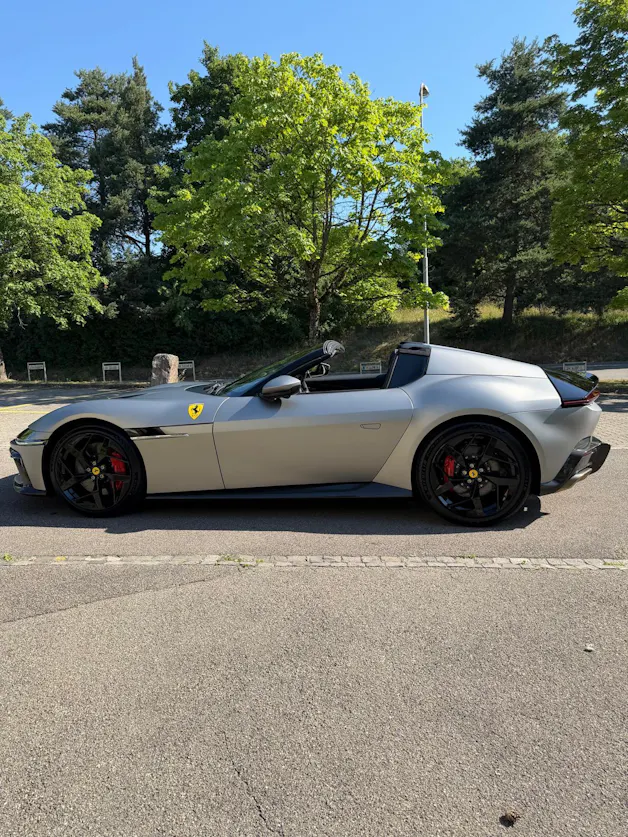 FERRARI 12 Cilindri Spider