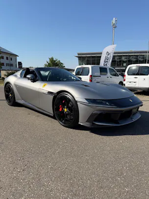 FERRARI 12 Cilindri Spider
