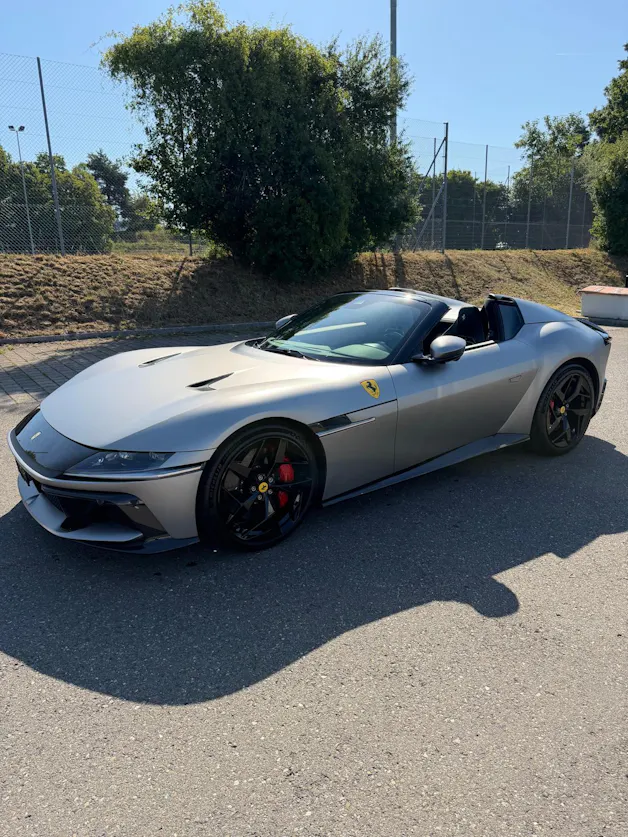 FERRARI 12 Cilindri Spider