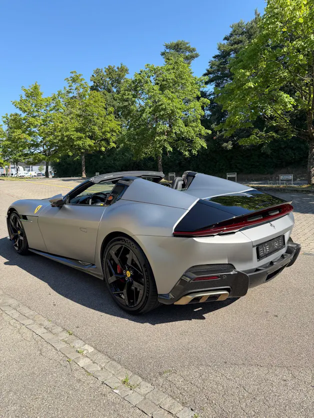 FERRARI 12 Cilindri Spider