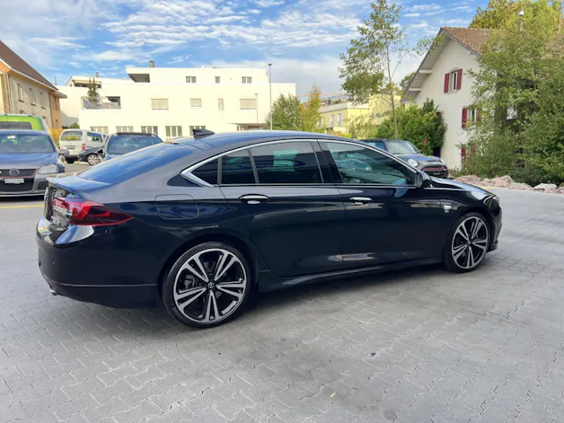 OPEL Insignia 2.0 T Grand Sport Excellence 4WD Automat.