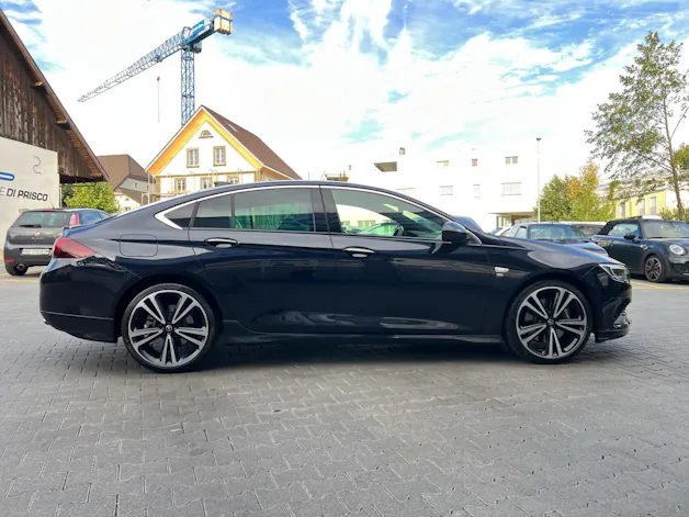 OPEL Insignia 2.0 T Grand Sport Excellence 4WD Automat.