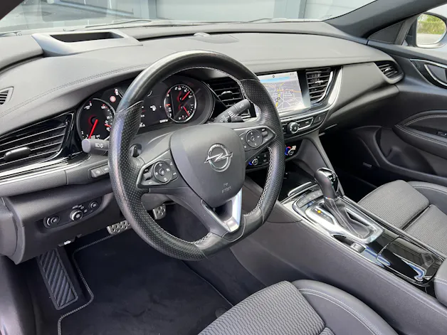 OPEL Insignia 2.0 T Grand Sport Excellence 4WD Automat.