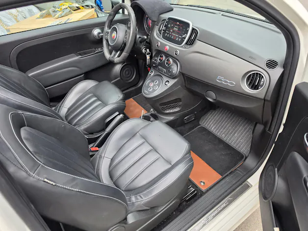 FIAT 595C 1.4 16V Turbo Abarth Competizione Dualogic