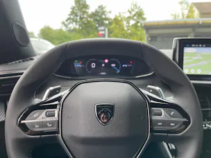 PEUGEOT 2008 1.2 PureTech Allure Premium