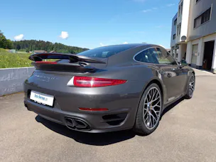 PORSCHE 911 Turbo S PDK