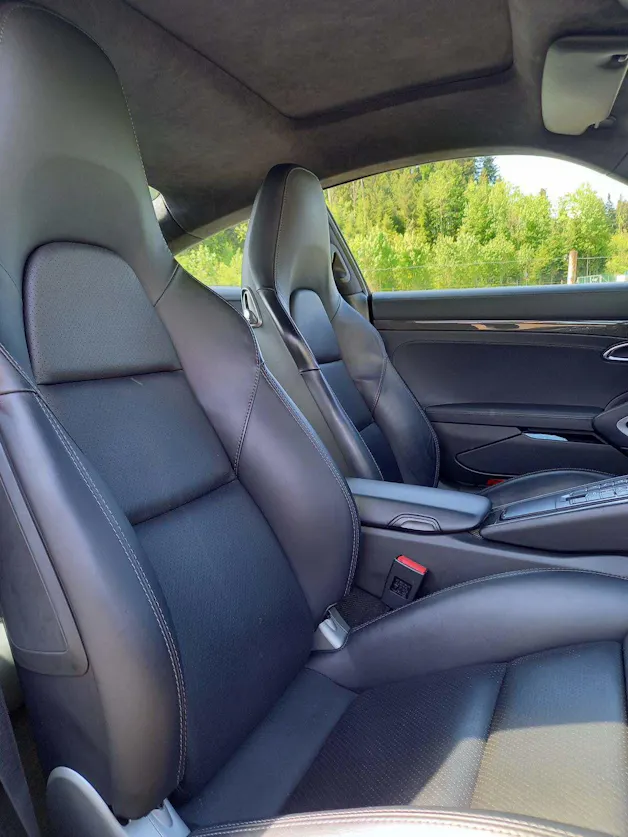 PORSCHE 911 Turbo S PDK