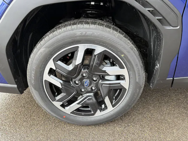 Subaru Forester Station 2.0i e-Boxer Swiss Plus