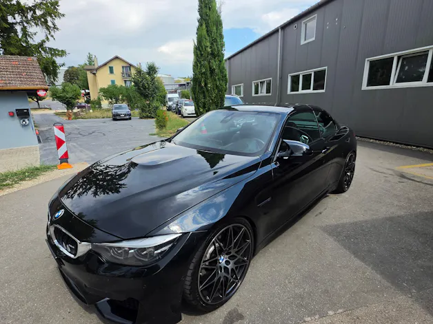 BMW M4 Cabriolet Drivelogic M Competition
