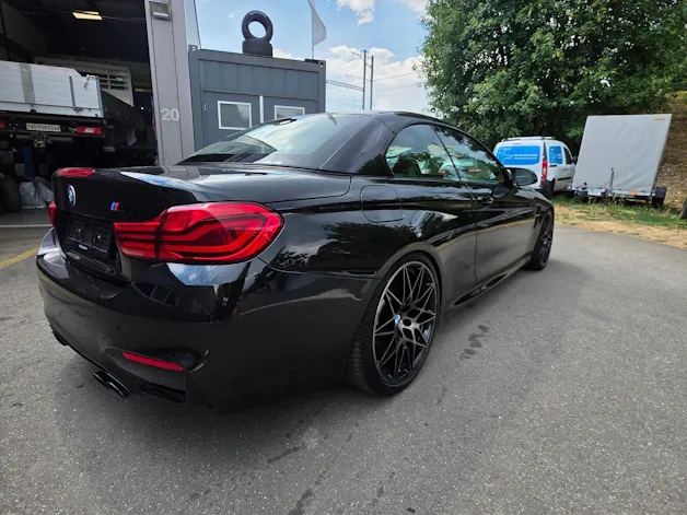 BMW M4 Cabriolet Drivelogic M Competition