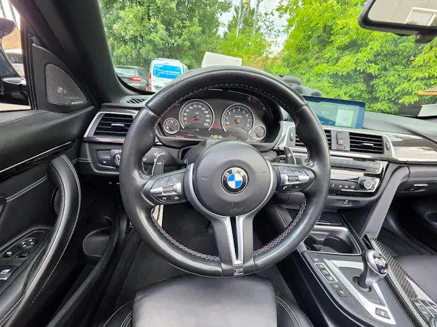 BMW M4 Cabriolet Drivelogic M Competition