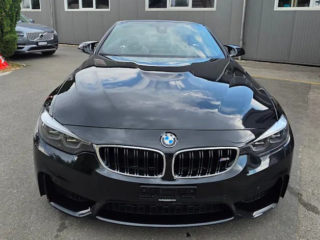 BMW M4 Cabriolet Drivelogic M Competition