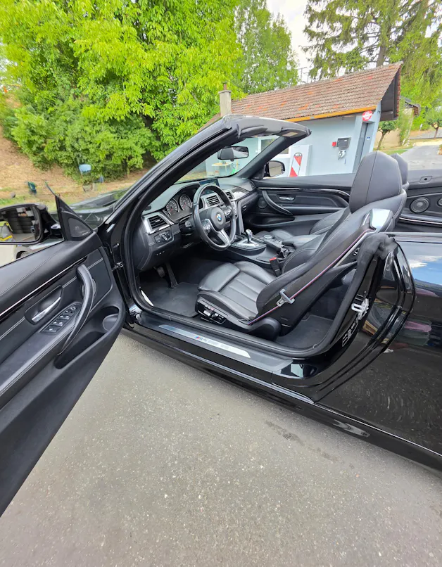 BMW M4 Cabriolet Drivelogic M Competition