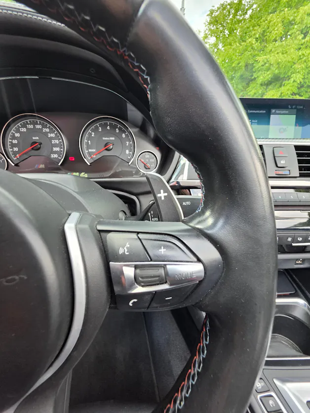 BMW M4 Cabriolet Drivelogic M Competition