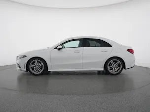 MERCEDES-BENZ A 180 AMG Line 7G-DCT