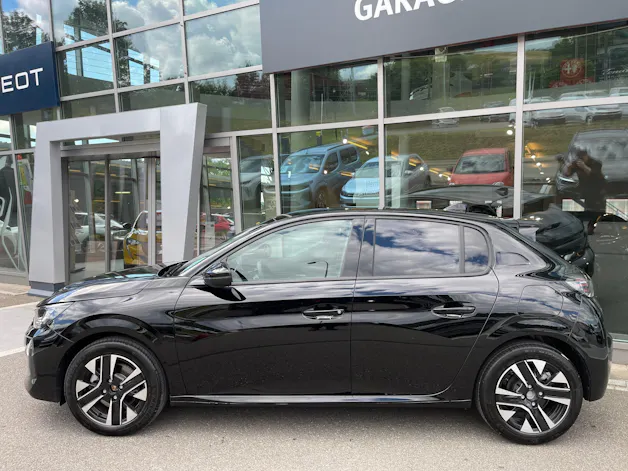 PEUGEOT 208 1.2 MHEV 110 Allure Premium