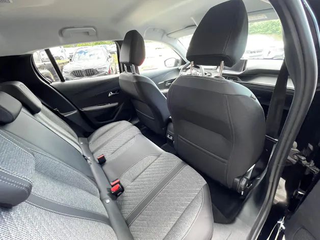 PEUGEOT 208 1.2 MHEV 110 Allure Premium