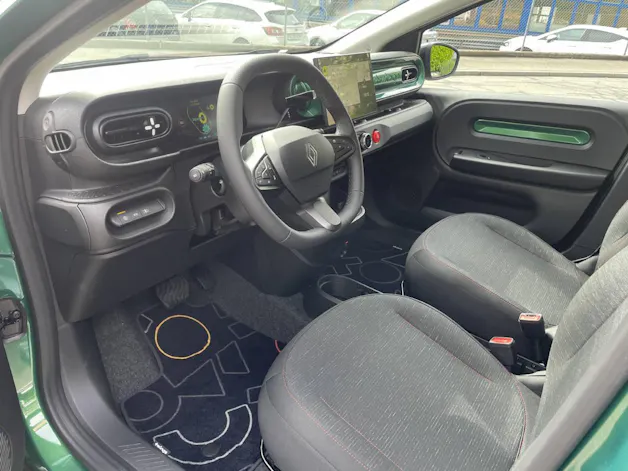 RENAULT Twingo E-Tech Urban Range techno
