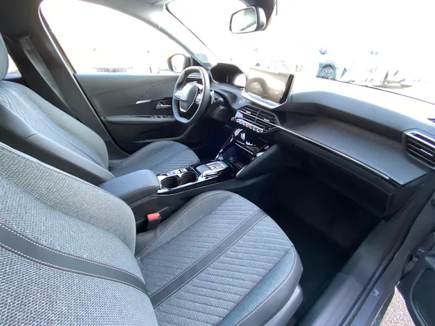PEUGEOT 208 1.2 MHEV 110 Allure Premium