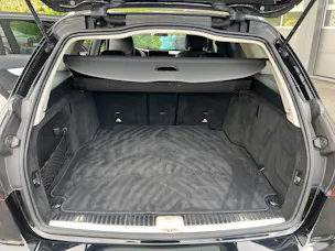 MERCEDES-BENZ C 200 Swiss Star Avantgarde 4M 9G-Tronic