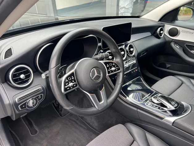 MERCEDES-BENZ C 200 Swiss Star Avantgarde 4M 9G-Tronic