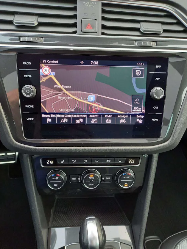 VW Tiguan 2.0TSI Highline 4Motion DSG **R-Line**