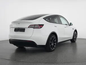 Tesla Model Y RWD