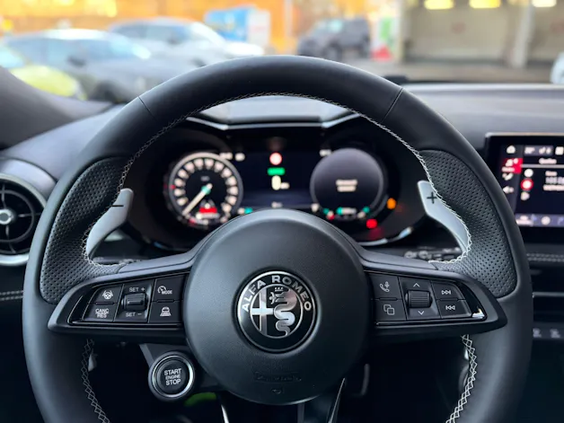 ALFA ROMEO Tonale 1.3 Plug-in-Hybrid Q4 Sport Speciale Launch