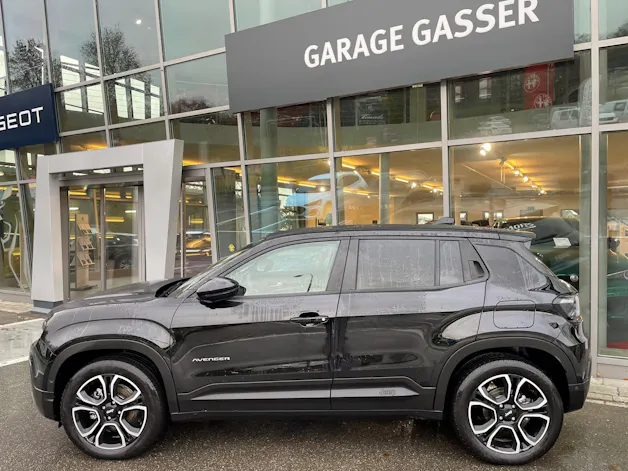 JEEP Avenger 54kWh Summit
