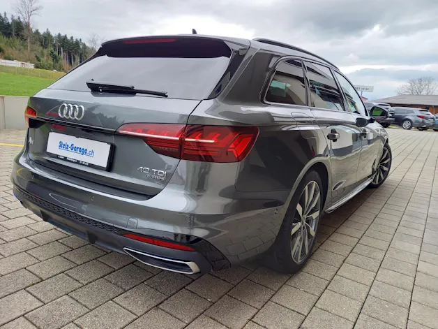 AUDI A4 Avant 40 TDI S line quattro S-tronic