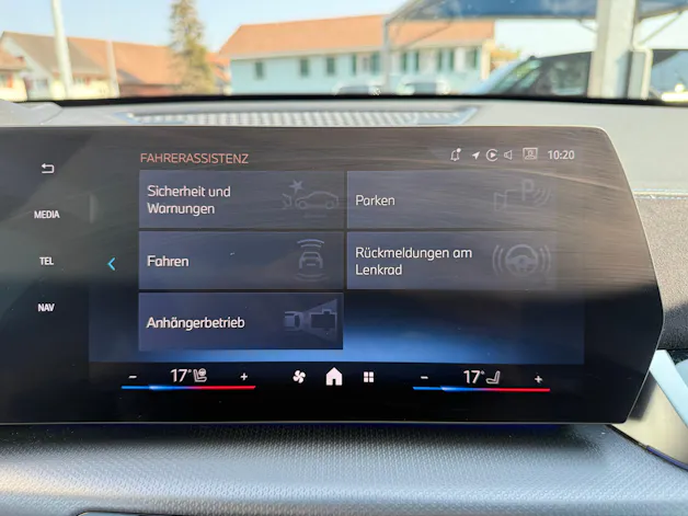 BMW X1 23i xDrive paddles M-SPORT PRO