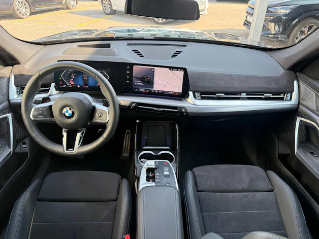 BMW X1 23i xDrive paddles M-SPORT PRO