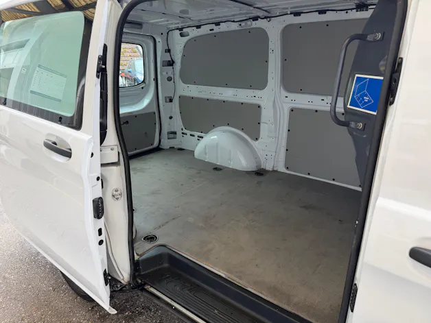 MERCEDES-BENZ Vito 110 CDI Worker Lang FWD