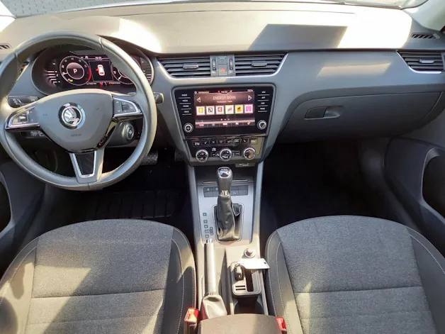 SKODA Octavia Combi 1.5 TSI Soleil DSG