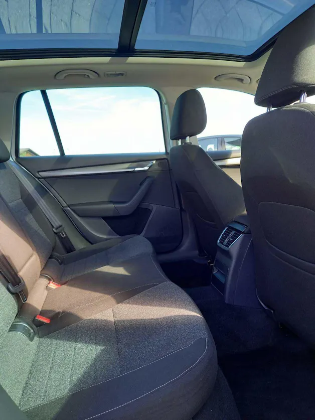 SKODA Octavia Combi 1.5 TSI Soleil DSG