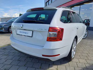 SKODA Octavia Combi 1.5 TSI Soleil DSG