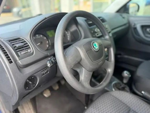 SKODA Fabia 1.2 TSI Ambiente