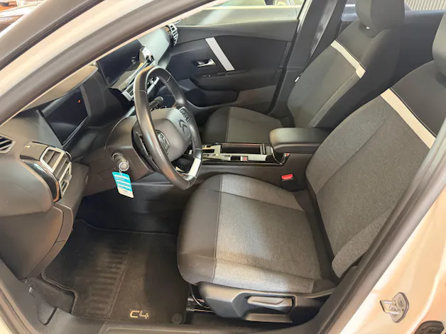 CITROEN C4 1.2 Pure Tech Swiss Edition EAT8