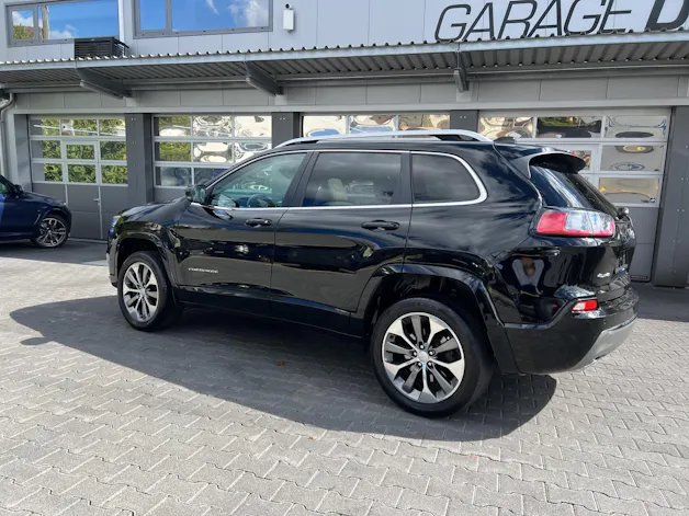 JEEP Cherokee 2.2MJ Overland AWD Drive I 9ATX