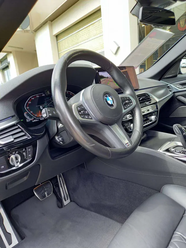 BMW 520d xDrive 48V Touring M Sport Steptronic