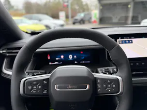 JEEP Compass 1.2 T e-Hybrid First Edition Pack PLUS + Pack SKY