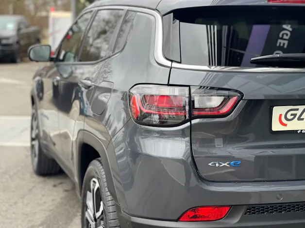 JEEP Compass 1.3 T PHEV Swiss Limited Plus AWD