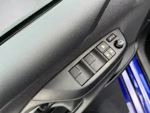 MAZDA 2 1.5 Hybrid Exclusive-Line
