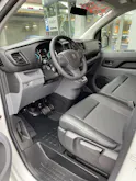 PEUGEOT Expert 50 KWh Pro Compact