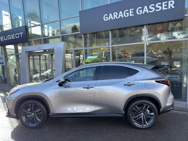 Lexus NX 350h E-FOUR Premium+