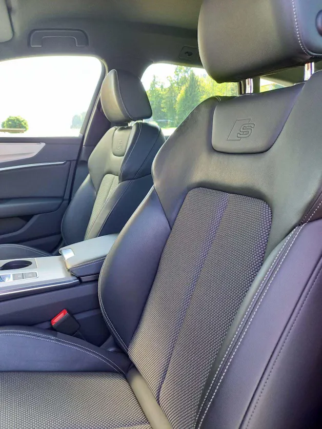 AUDI A6 Avant 40 TDI Sport quattro S-Line S-tronic