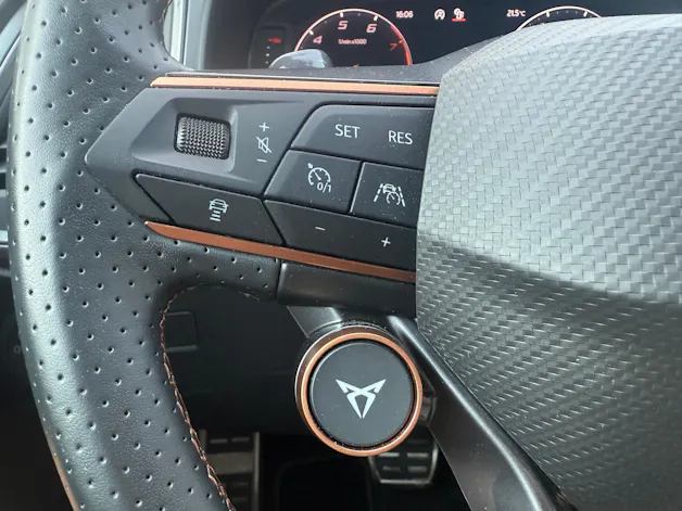 CUPRA Ateca 2.0 TSI VZ 4Drive DSG ** AKRAPOVIC - ABGASANLAGE **